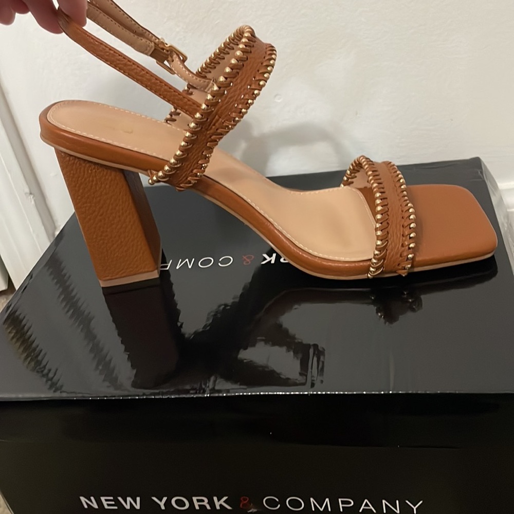 Block heel. - Picture 6 of 7